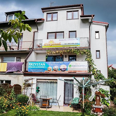코워브제크 Przystan 아파트 외부 사진